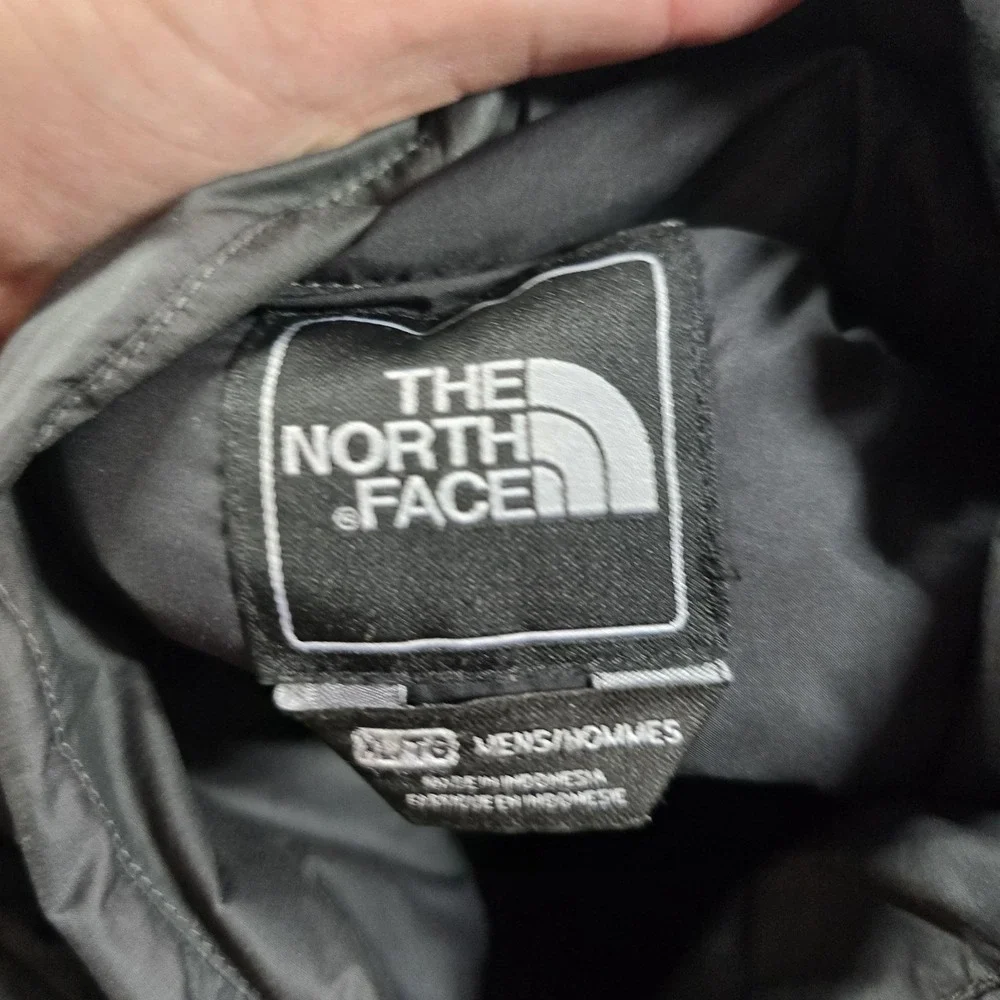 The North Face Jacket Mens XL Gray 550 Down Puffer Full Zip Winter Outdoor
